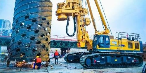 The Application of Rotary Drilling Rig in Urban Infrastructure Construction